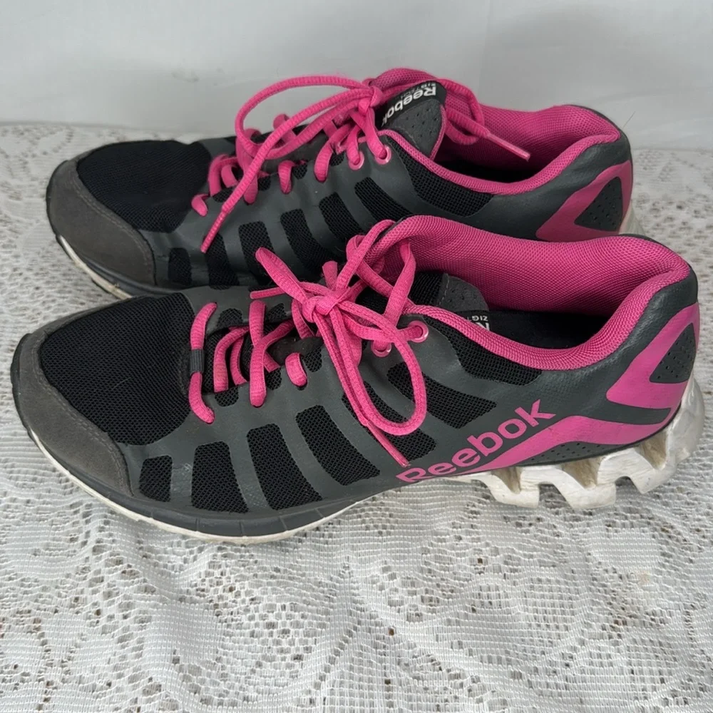 Reebok zig tech shark 3.0 pink black running shoes sz 8